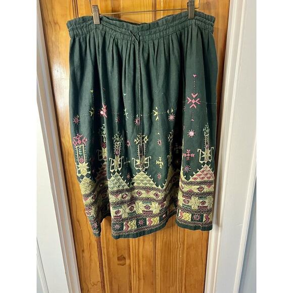 Vintage Indian Embroidered MIDI Skirt Green Fairy Celestial Mirrored Art To Wear - Picture 2 of 8